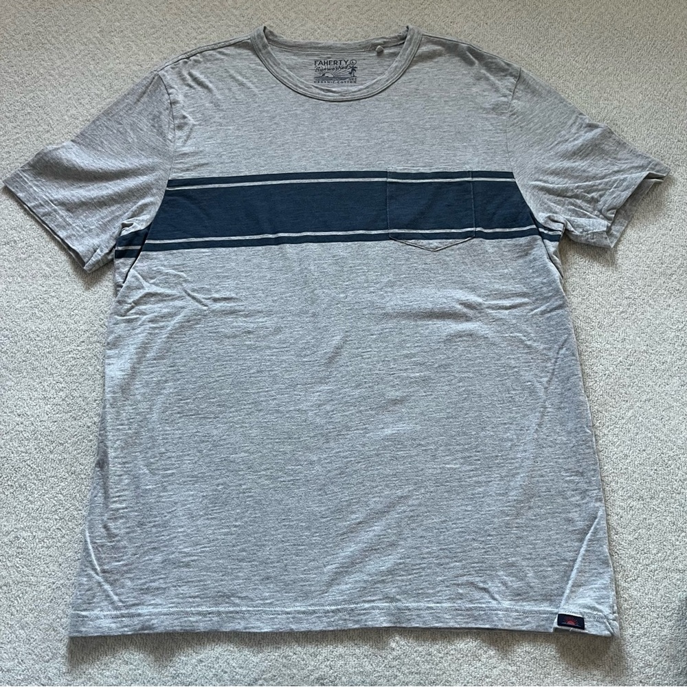 Faherty Surf Stripe Sunwashed Pocket Tee Shirt in Gray / Blue - Picture 2 of 3
